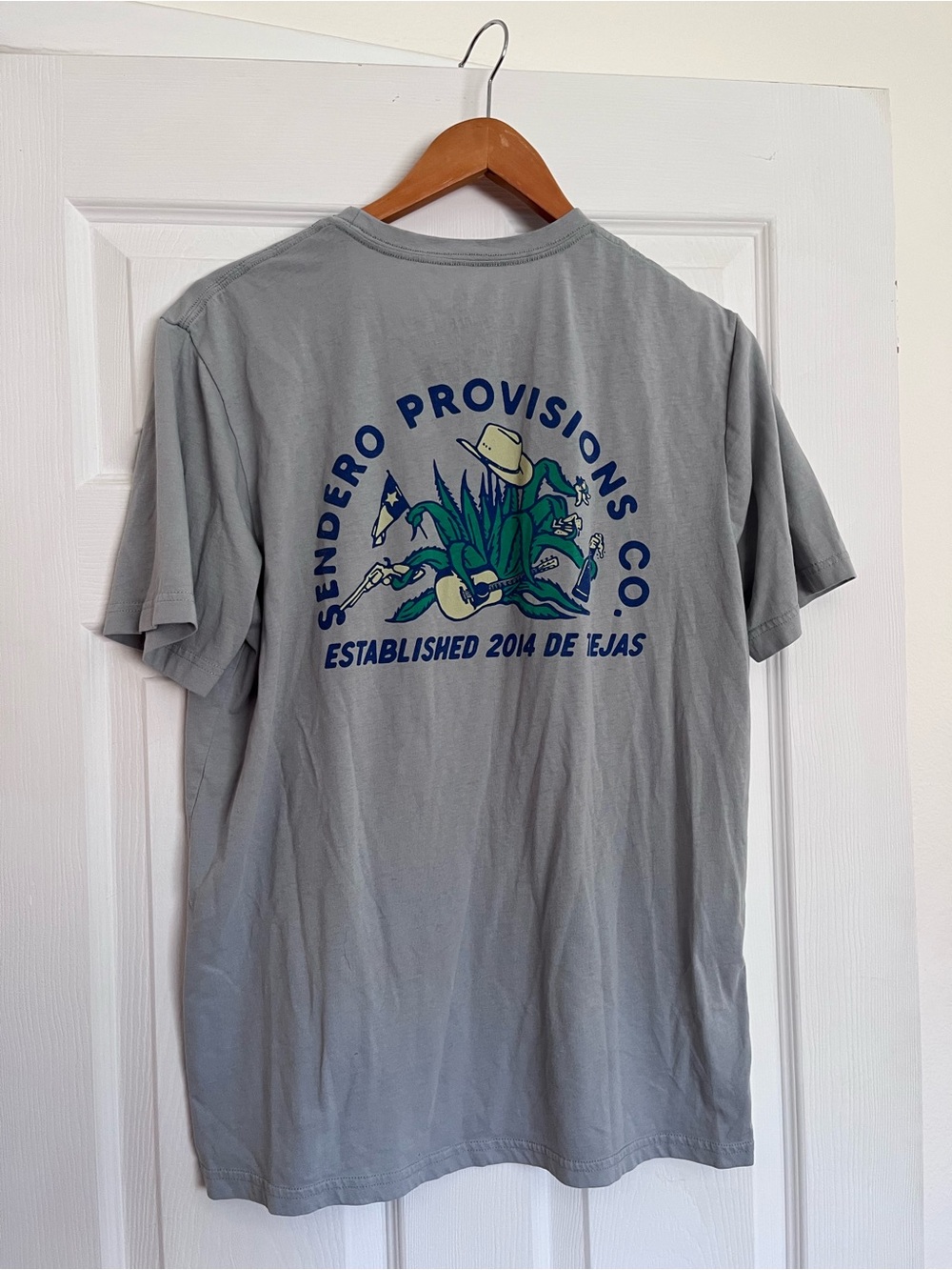 Sendero Provisions Co. • Gray Graphic Tee - Men's Casual Shirt